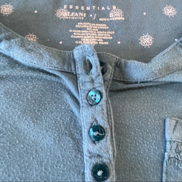 ALFANI Woman’s Long-sleeve T-shirt Size S - Picture 4 of 13